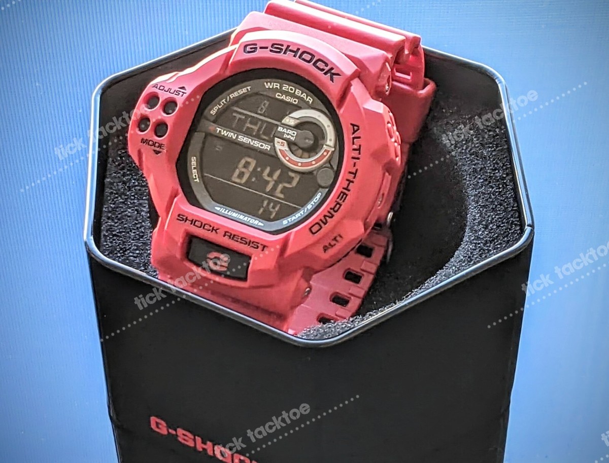 Rare Casio G Shock Red GDF-100-4 Twin Sensor Digital Watch Great