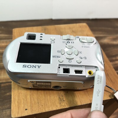 Sony Cyber-Shot DSC-P43 4.1 MP Mega Pixel Silver Digital Camera