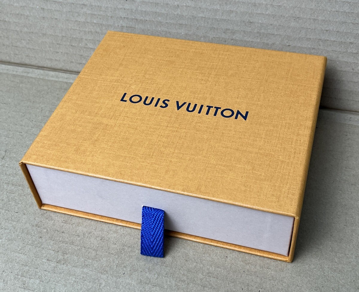 LOUIS VUITTON Small Gift Box 6