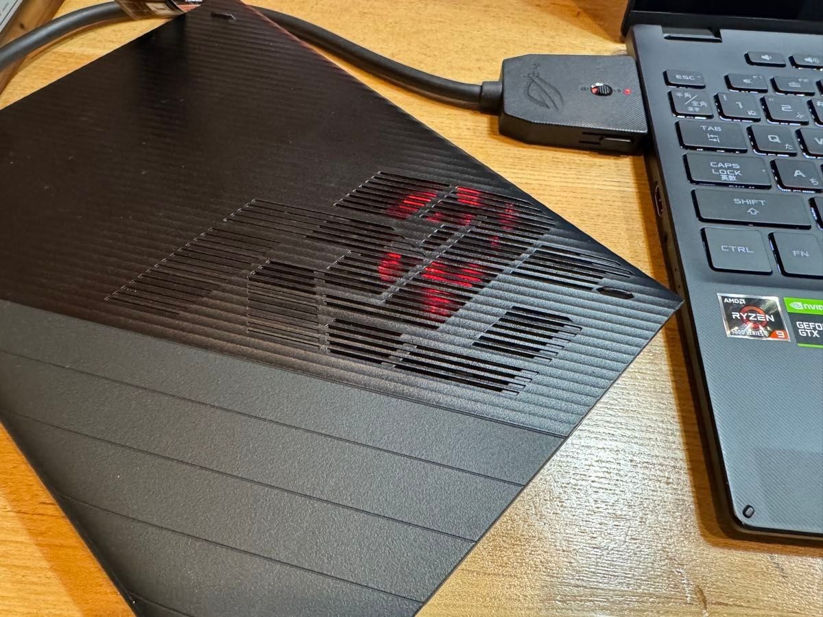 ASUS ROG Strix グラフィックボード6850M XT ASUS ROG Strix