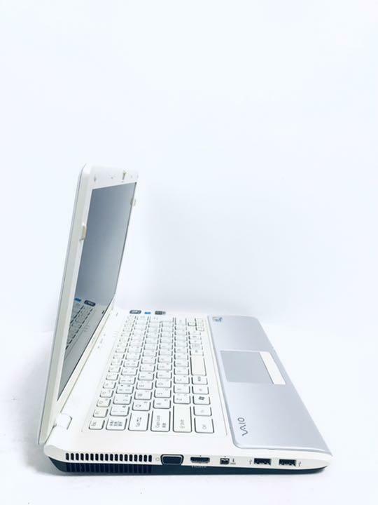 SONY VAIO PCG-61111N White 14 inch PC laptop Windows 11 Home 64bit