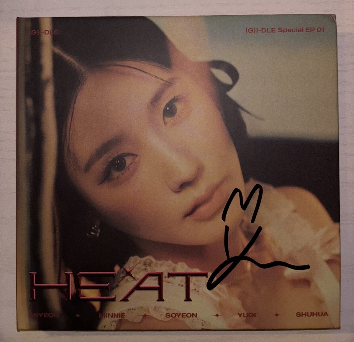 G) I-DLE G IDLE HEAT Miyeon Autographed Signed Album GIDLE | eBay