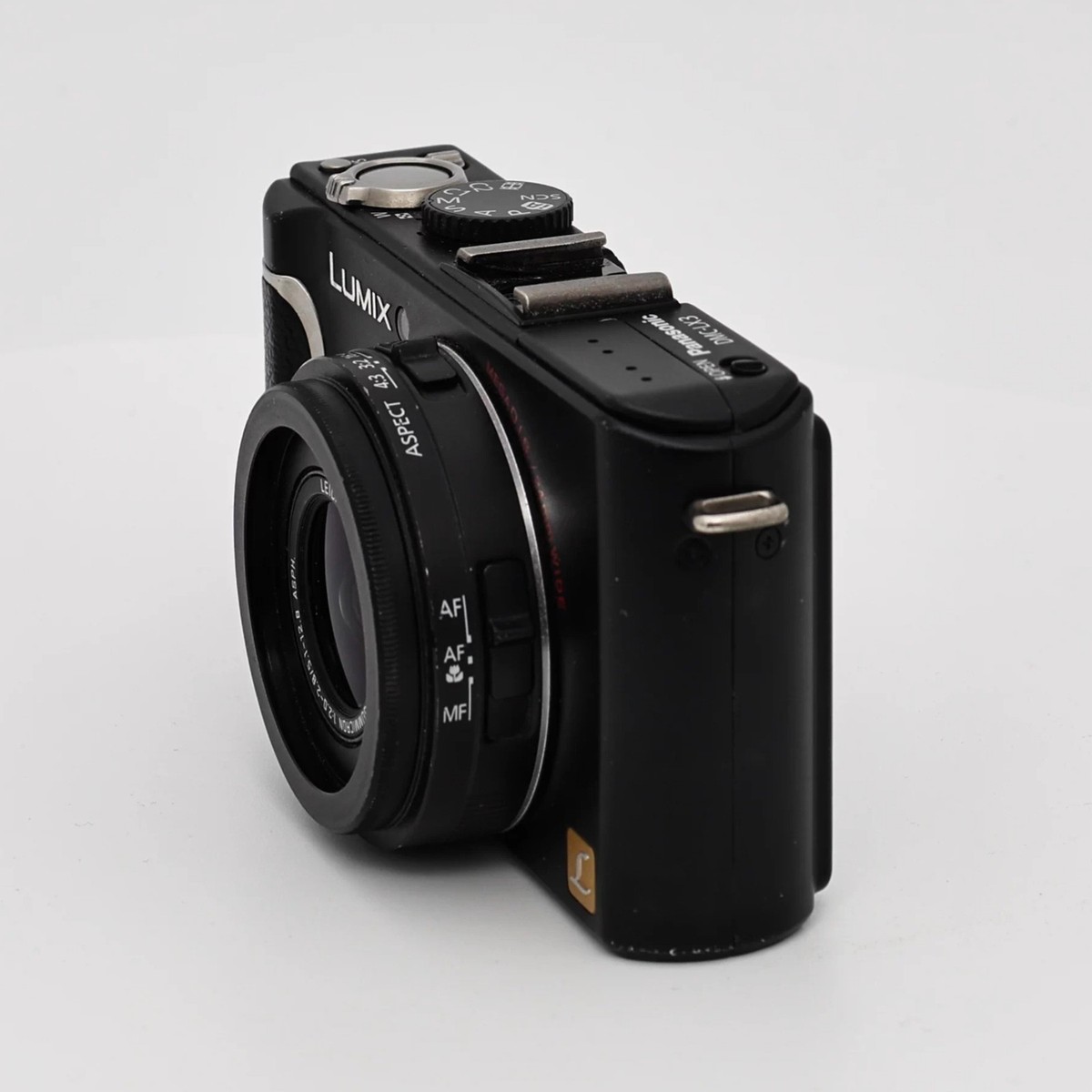 Panasonic LUMIX DMC-LX3 Digital Camera 10.1 MP with Accessories