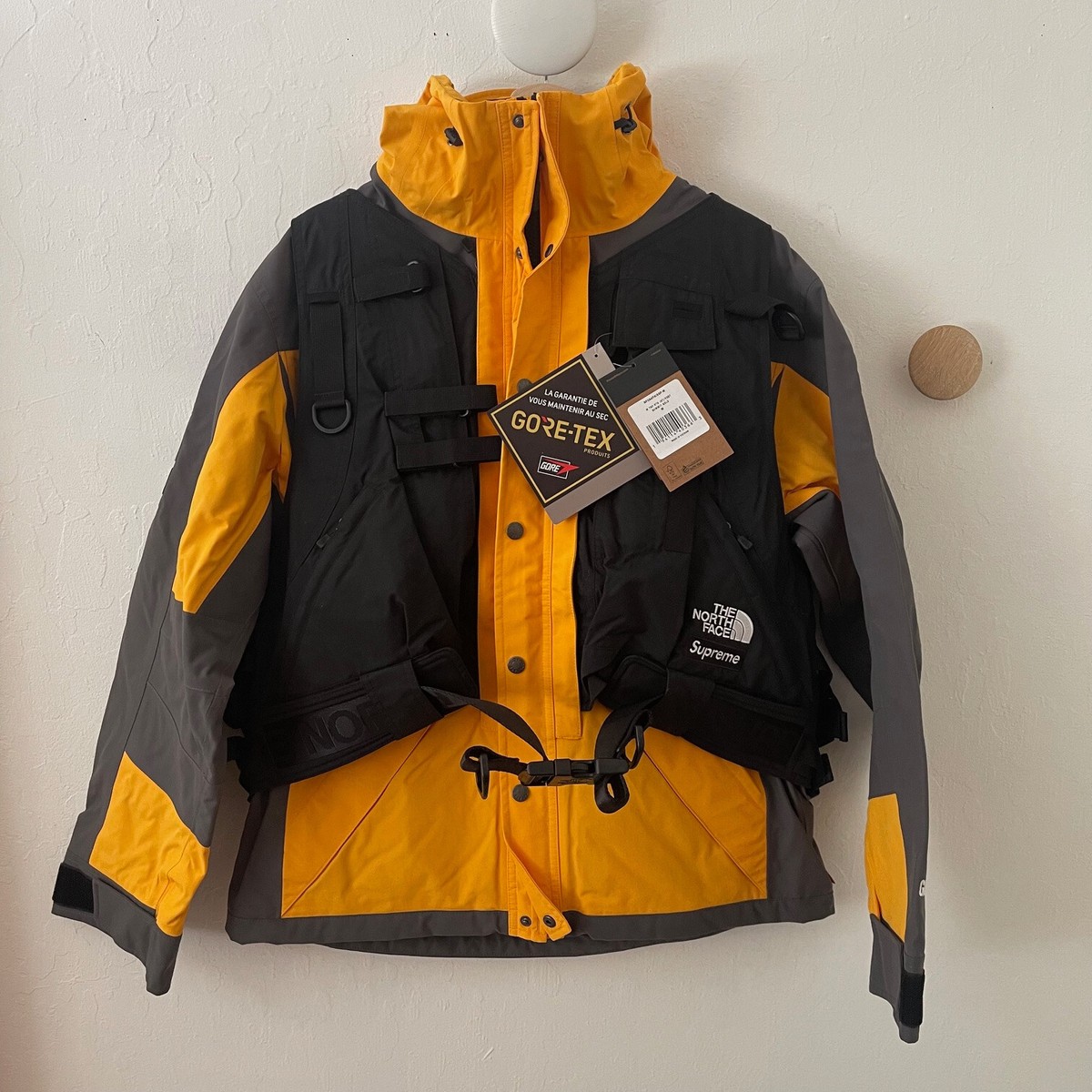 SUPREME x THE NORTH FACE RTG Jacket + Vest M Gold Gore-Tex Multi