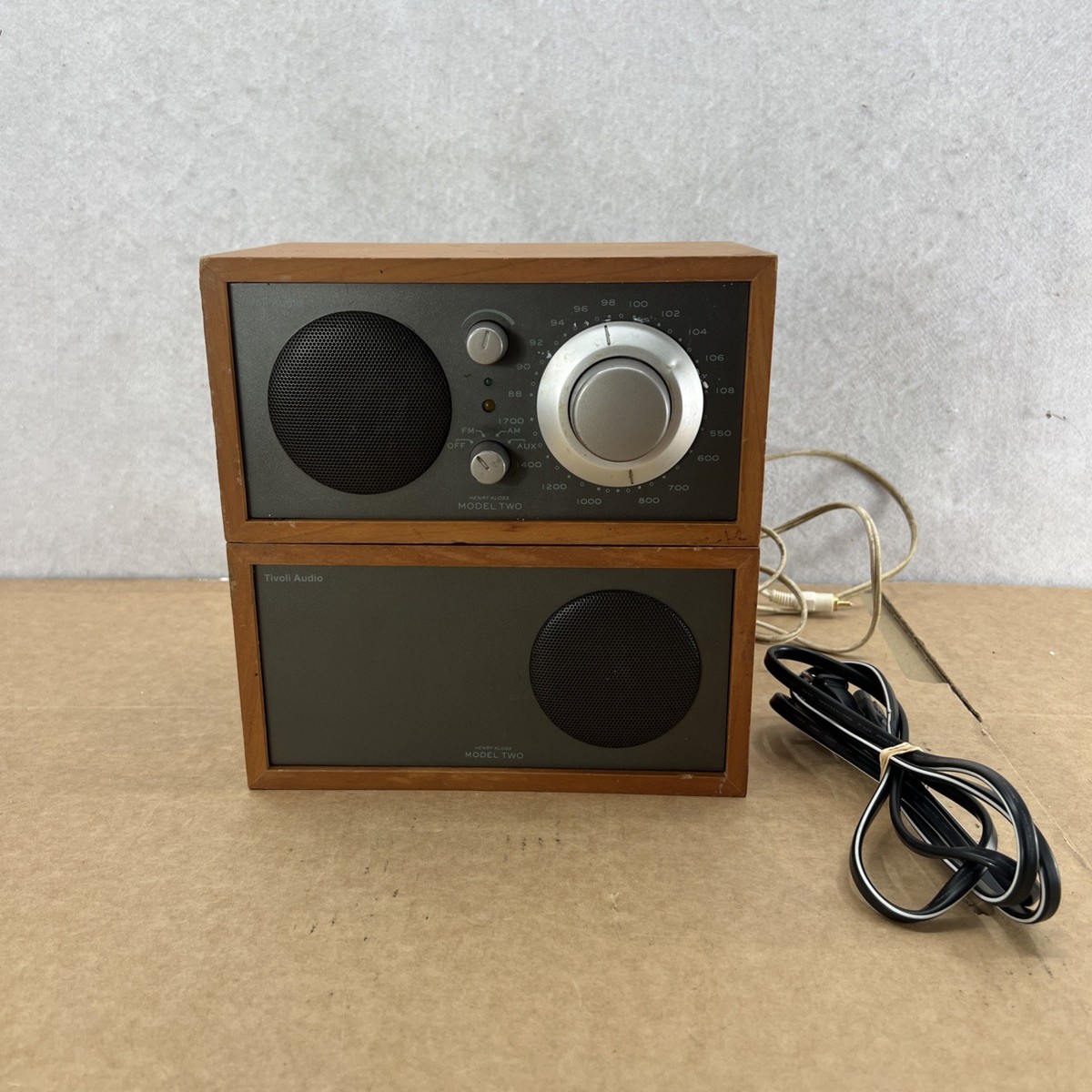 2pc Tivoli Audio Model Two Henry Kloss Stereo Radio Speaker AM FM