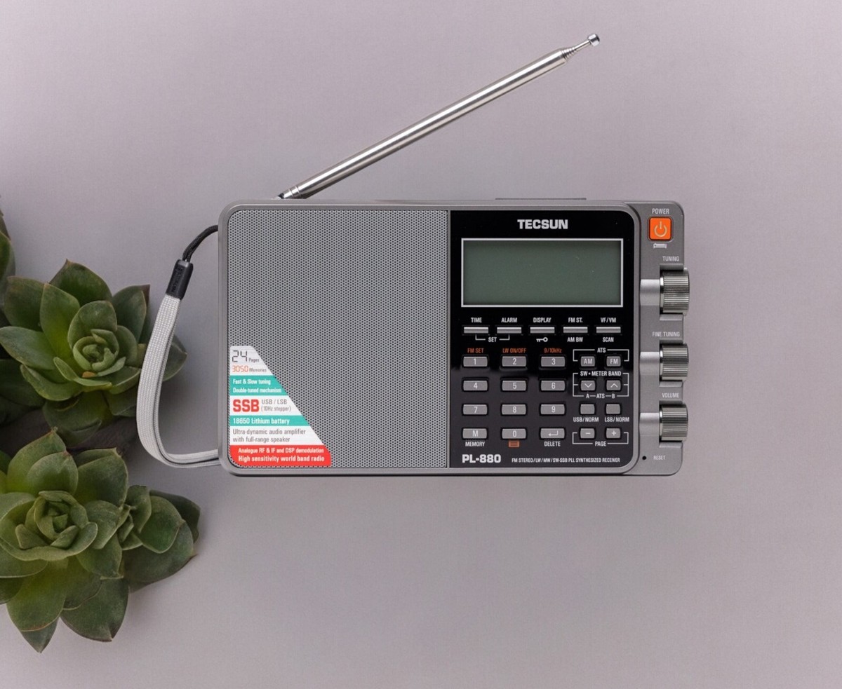 Tecsun PL880 Portable Digital PLL Dual Conversion AM/FM Longwave