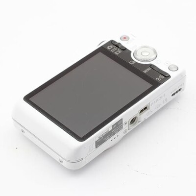 Sony Digital Camera DSC-WX60 Cyber Shot White 8.0x 16.2MP Compact