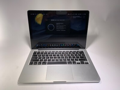 Apple MacBook Pro A1425 13.3 inch Laptop - MD212LL/A (October