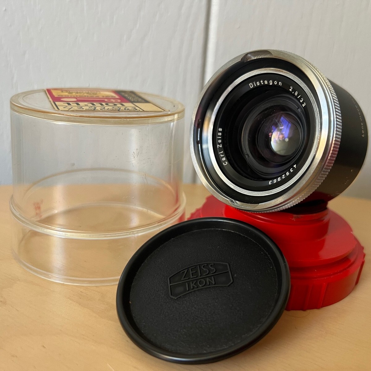 Rare Vintage Carl Zeiss Distagon Lens in Original Case 32mm f/2,8