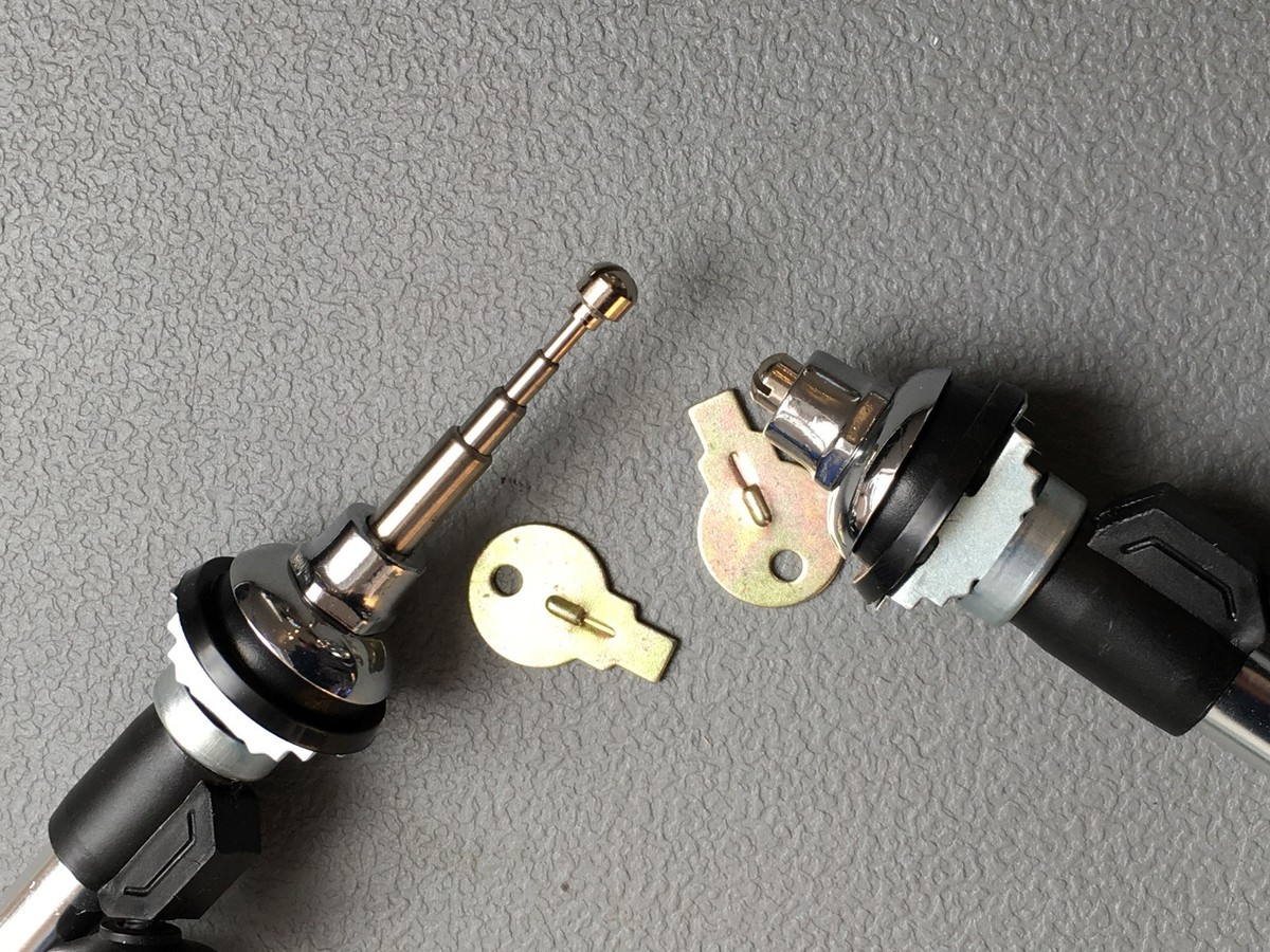 Multi-fit Classic Car Manual Chrome Wing Aerial Antenna 0-25