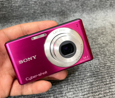Sony Cyber Shot DSC-W530 4.0x Optical Zoom Compact Digital Camera