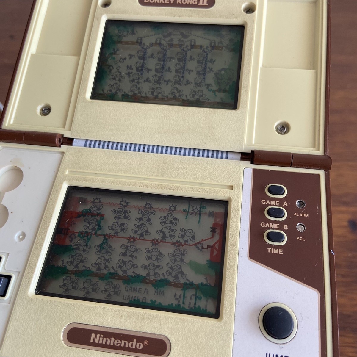 Vintage 1983 Nintendo Handheld Electronic Game & Watch Original