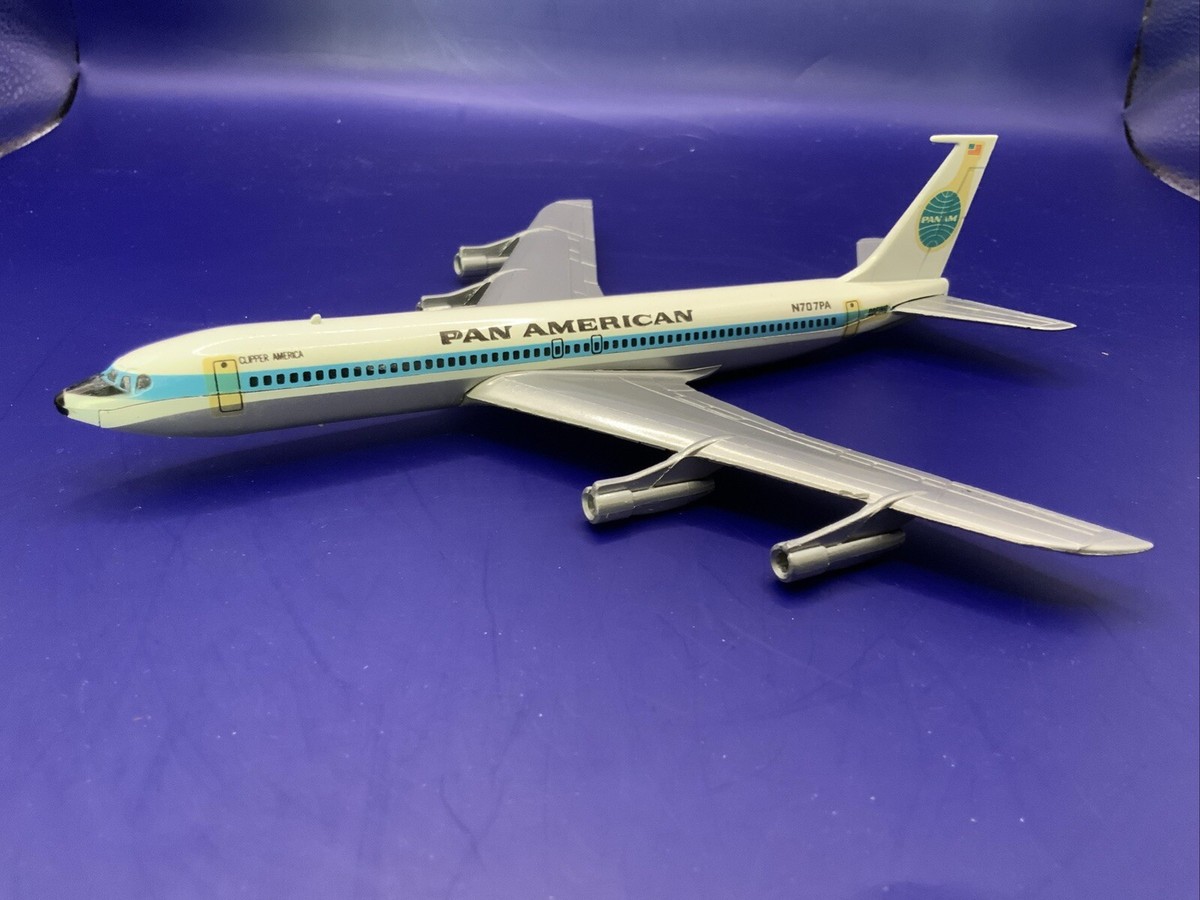 Aero Mini Collector Series Pan American Boeing 707 Die Cast Jet