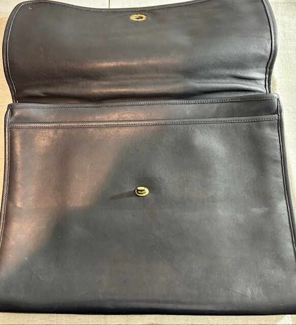 Vintage Coach slim leather briefcase bag w/ turn lock Black USA