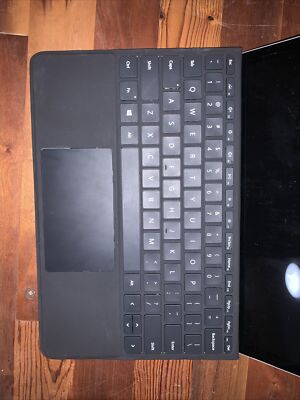 Microsoft 1901 Surface Go 2 64GB 4GB Intel Pentium 4425Y 1.70GHz