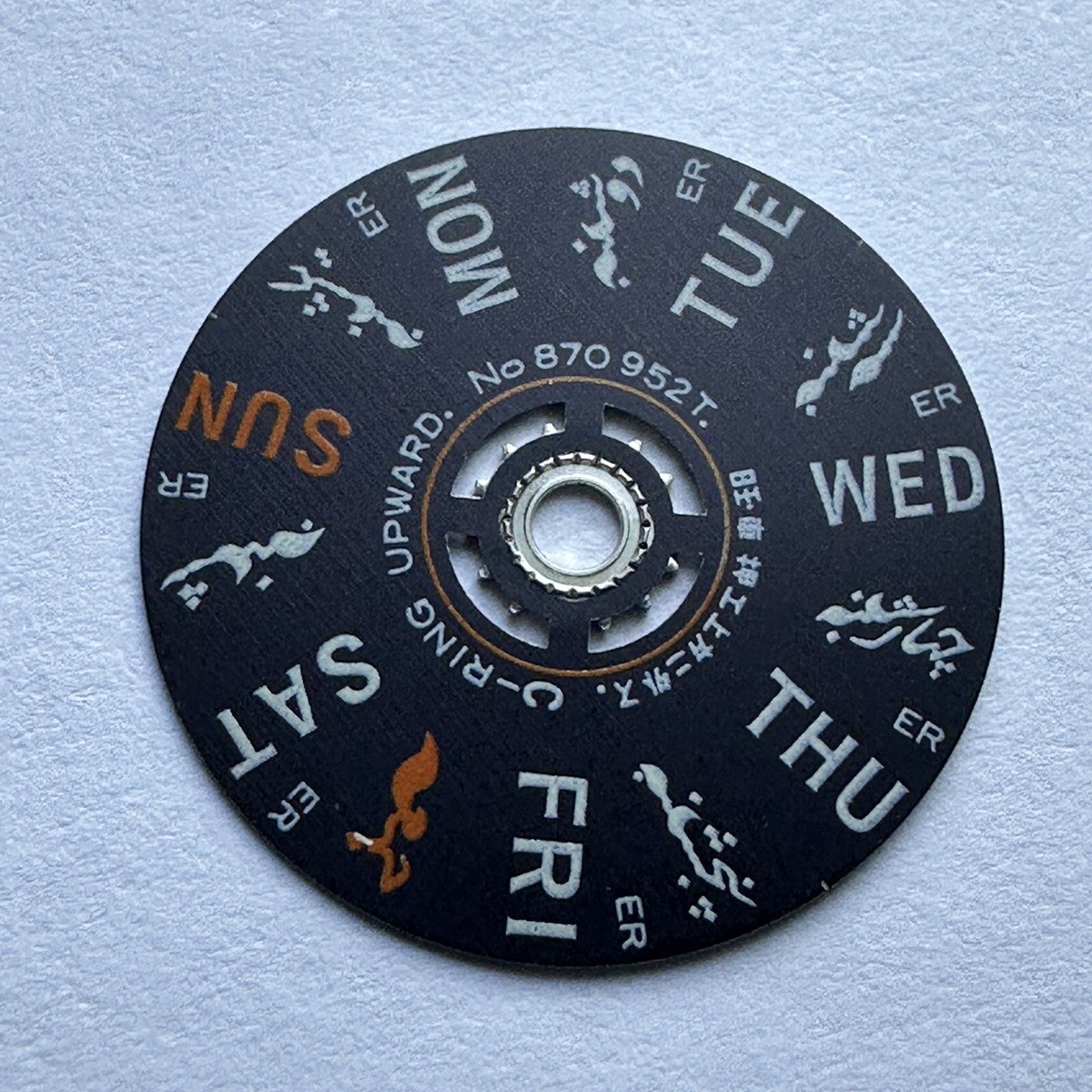 NEW OLD STOCK DAY WHEEL FOR VINTAGE SEIKO 6106C 6119C 6309 7546