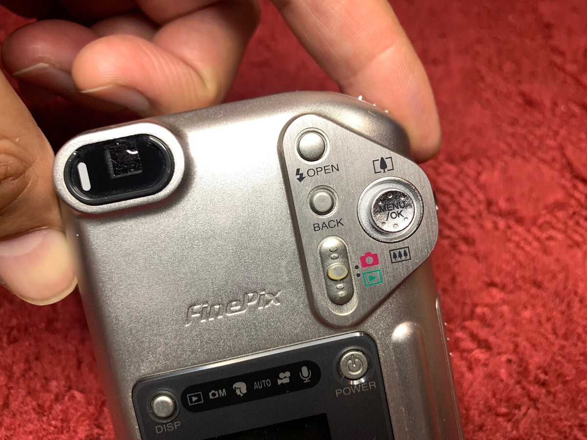Fujifilm FinePix F601 Zoom 3.1MP Compact Digital Camera Parts Not