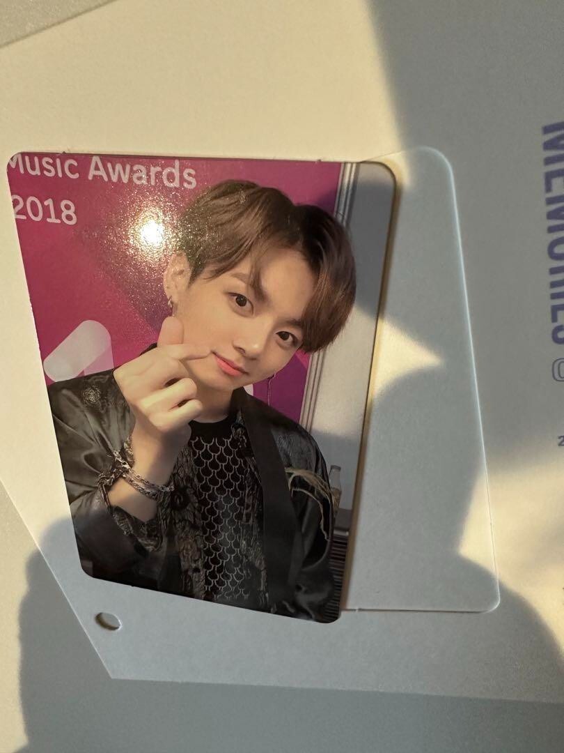 BTS Memories of 2018 JUNGKOOK official photocard Bluray version