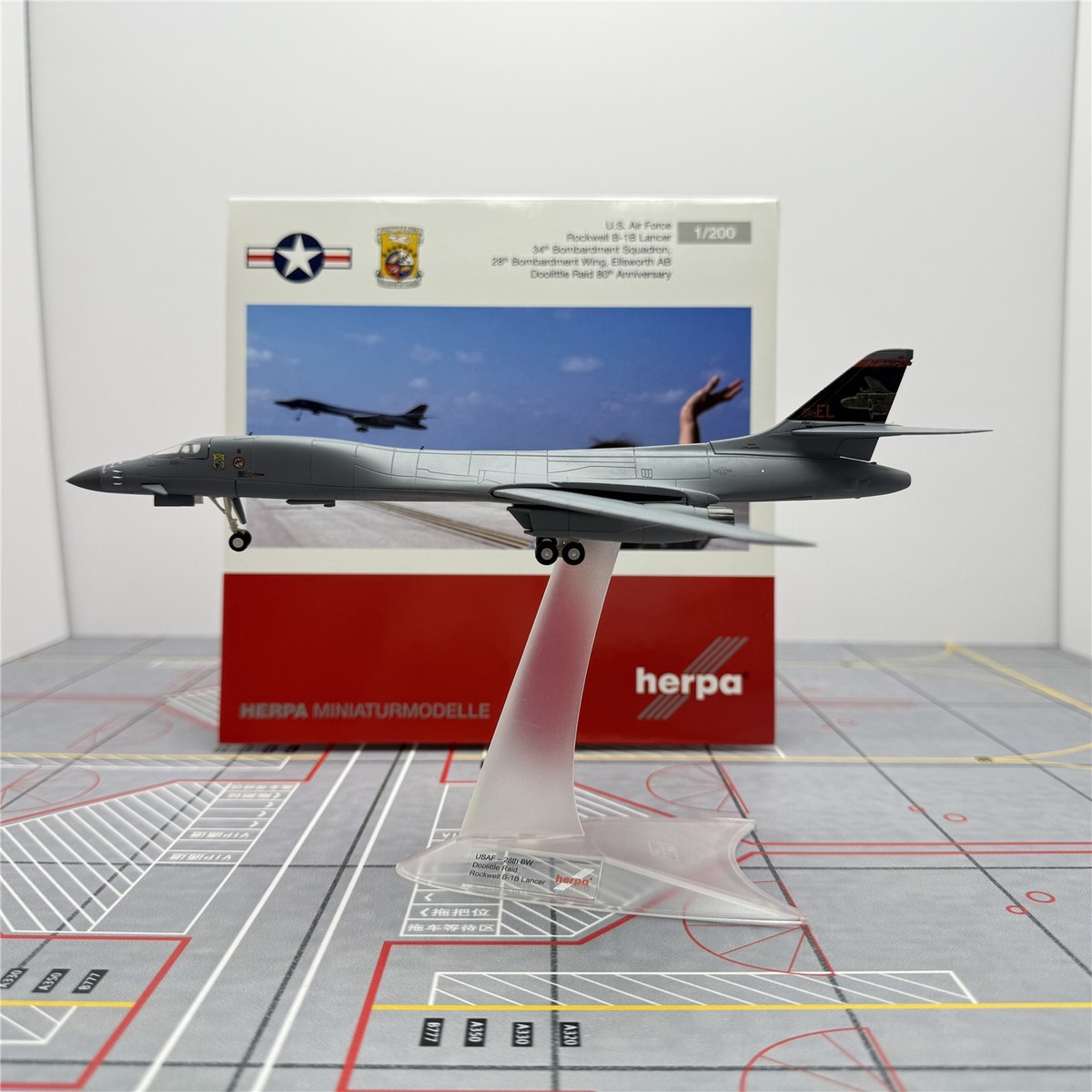 Herpa Wings 1/200 USAF B-1B Lancer, alloy bomber model 572903 | eBay