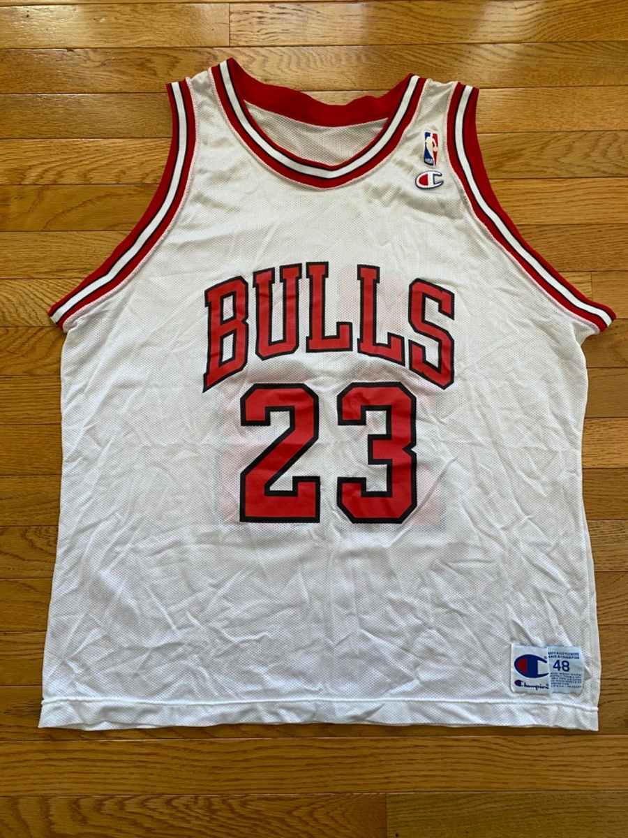 Vintage 90s Chicago Bulls Michael Jordan #23 Champion Basketball