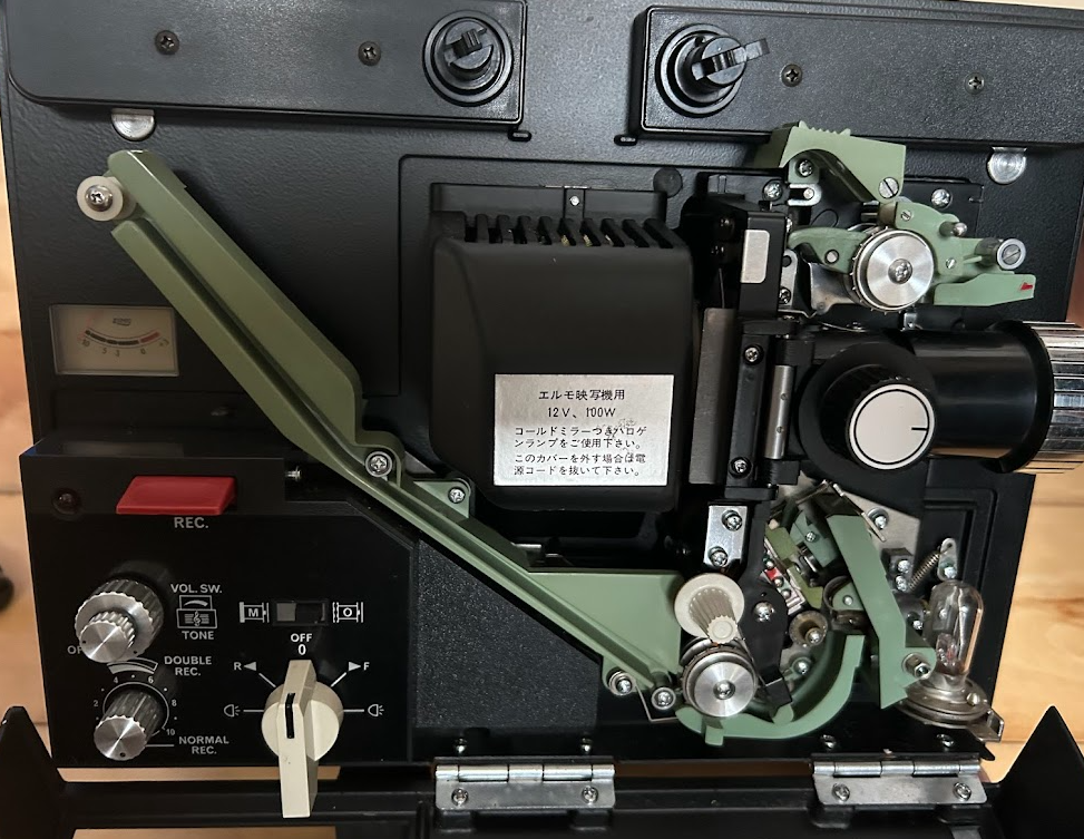 Original box ELMO ST-800 8mm Sound Video Projector Power check