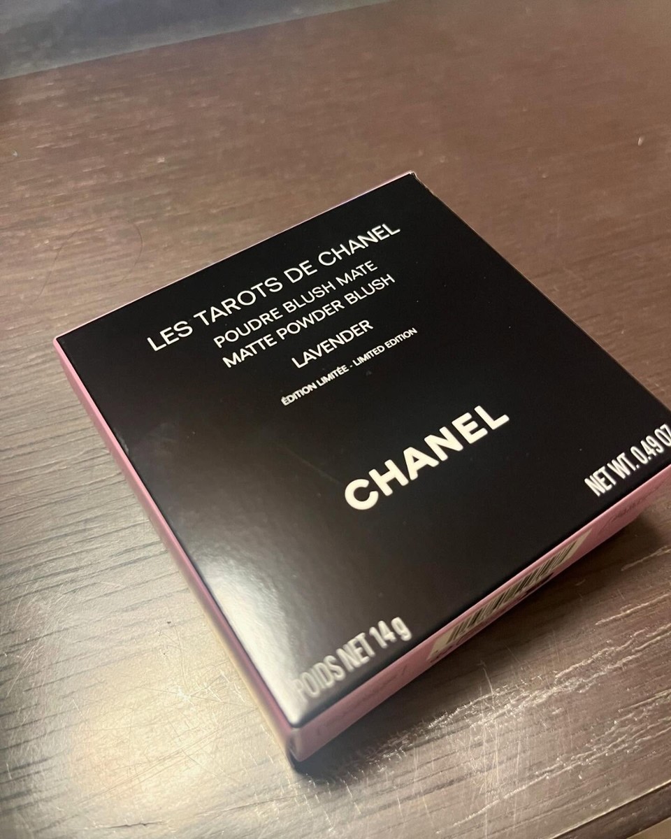 CHANEL LES TAROTS DE CHANEL Matte powder blush Lavender Limited