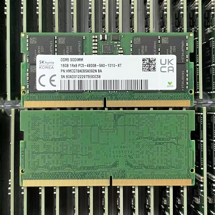 SK hynix 32GB(16*2) DDR5 4800MHz PC5-38400 SODIMM Laptop RAM 1Rx8