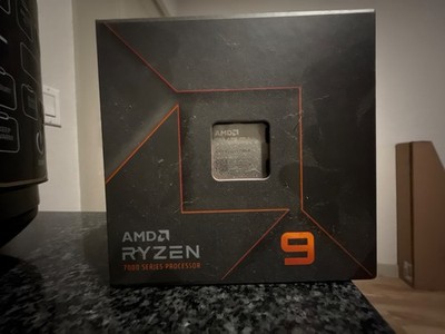 AMD Ryzen 9 7900x Processor (5.6 GHz, 12 Cores, LGA 1718/Socket