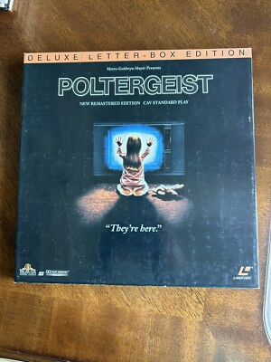 POLTERGEIST Laserdisc DELUXE LETTERBOX Edition - Special 3 Disc