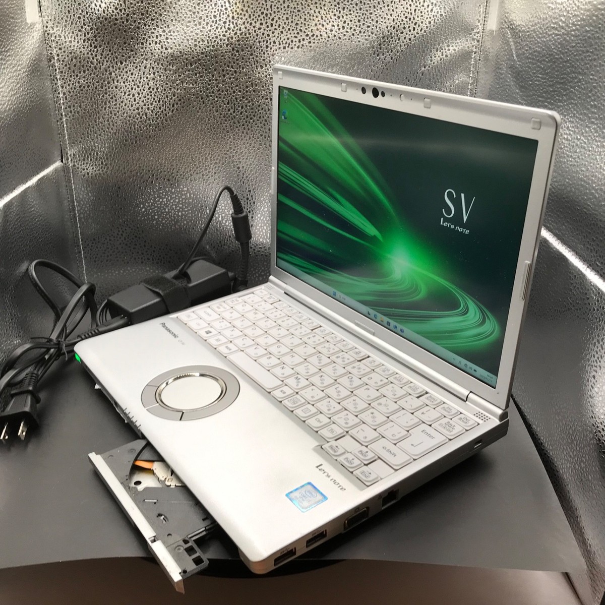 Panasonic Let's note CF-SV8 Intel Core i7 SSD 512GB RAM 16GB DVD