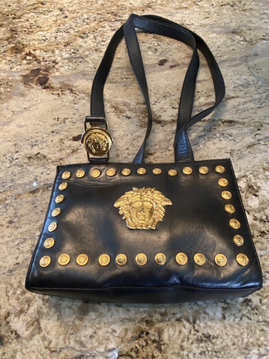 Auth. GIANNI VERSACE VINTAGE Black Leather Shoulder Bag Black W