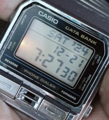 Casio DBA-800 Data Bank Phone Dialer 555 Quartz Vintage Watch