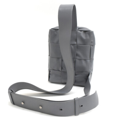 Bottega Veneta Cassette SlingBag BodyBag Intrecciato Leather