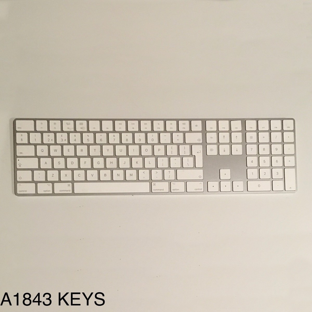 A1843 Apple Magic Keyboard With Numeric Pad 1x White Replacement