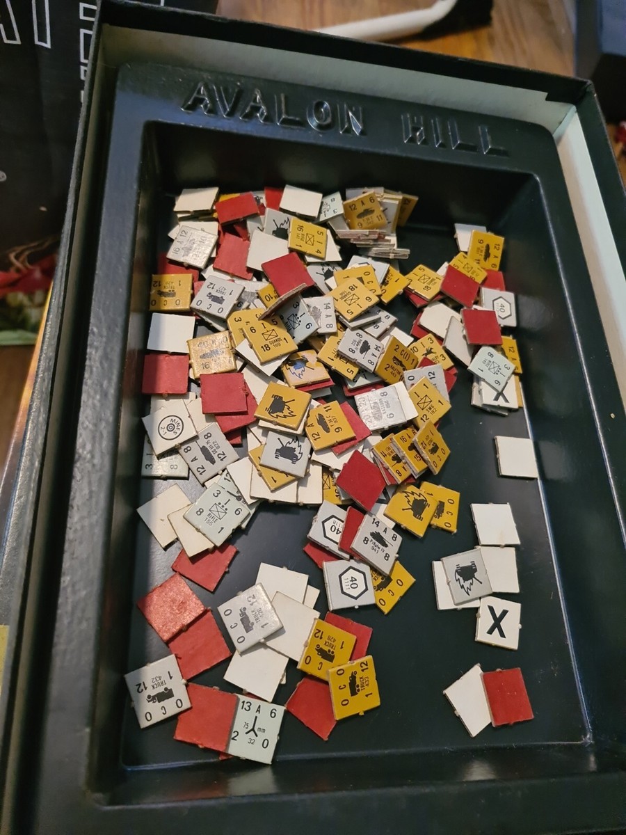 PanzerBlitz Bookcase Strategy WWII War Board Game Avalon Hill 1970