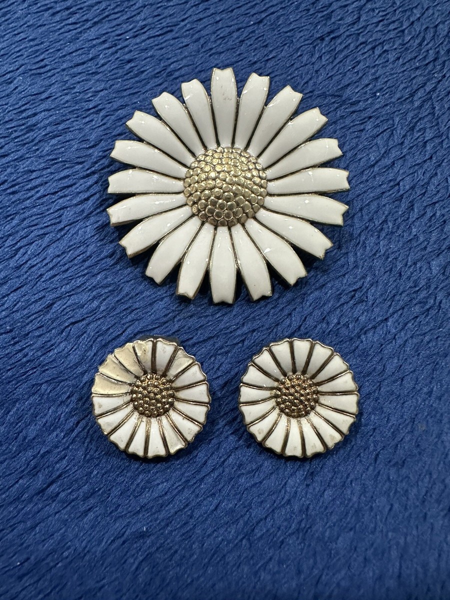 Vtg Anton Michelsen AM Denmark Sterling Silver Enamel Daisy Brooch