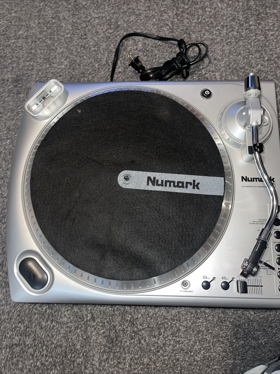 Numark TTi USB Turntable w/dock for iPod Silver Tested & Working