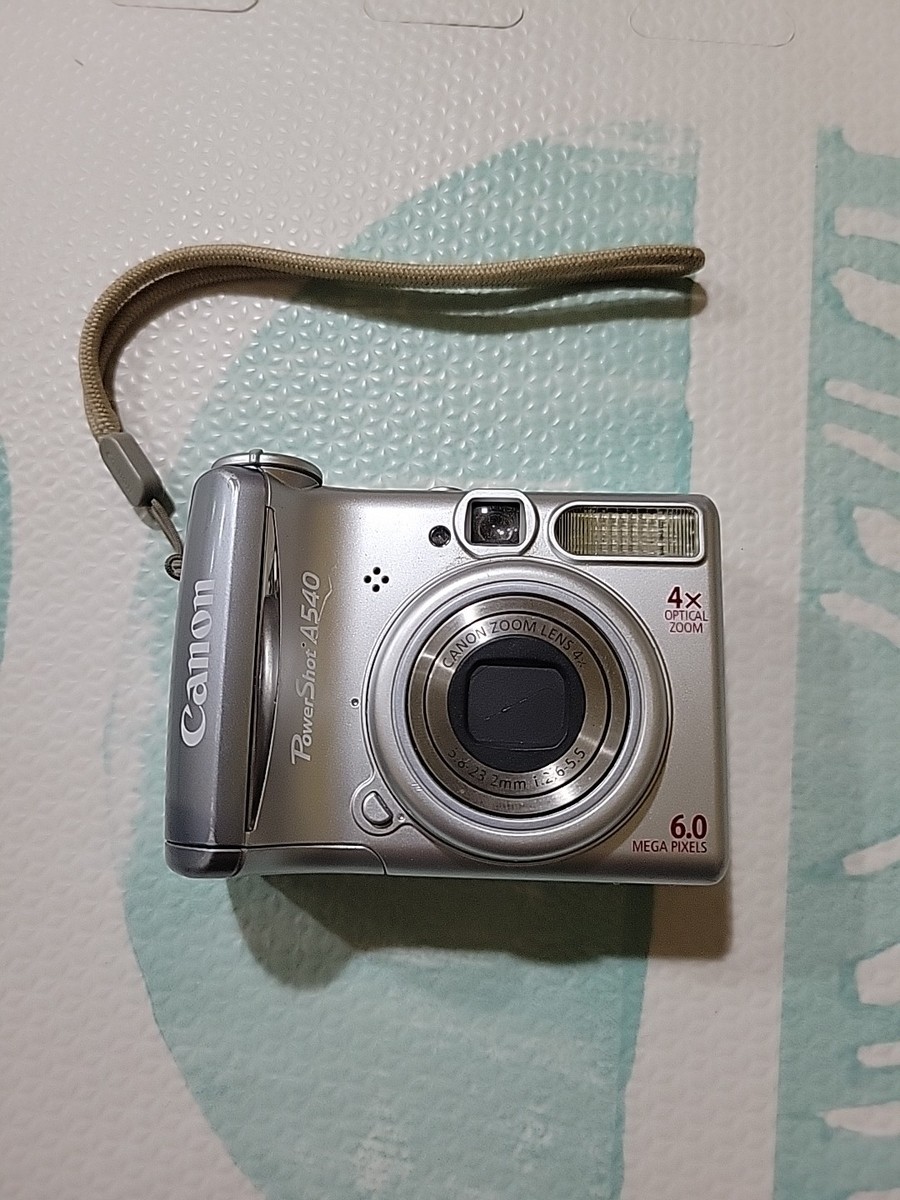 Canon PowerShot A540 IS 6MP 4x Zoom. For Parts Only. Won't Turn On
