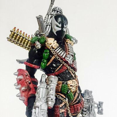 SPAWN IV SERIES 12 ULTRA FIGURE 5 WEAPONS / 30 YRS SINCE RELEASE