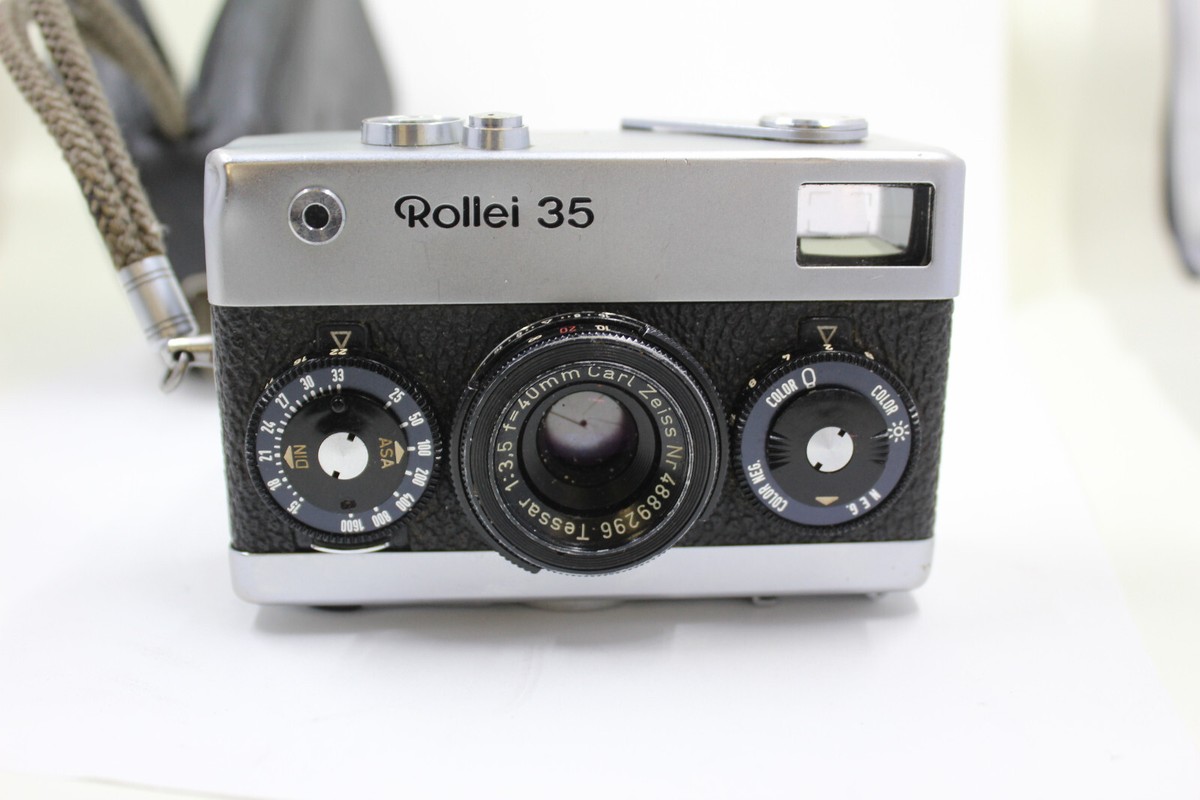 Vintage Rollei 35 Film Camera - Germany with Carl Zeiss Tessar
