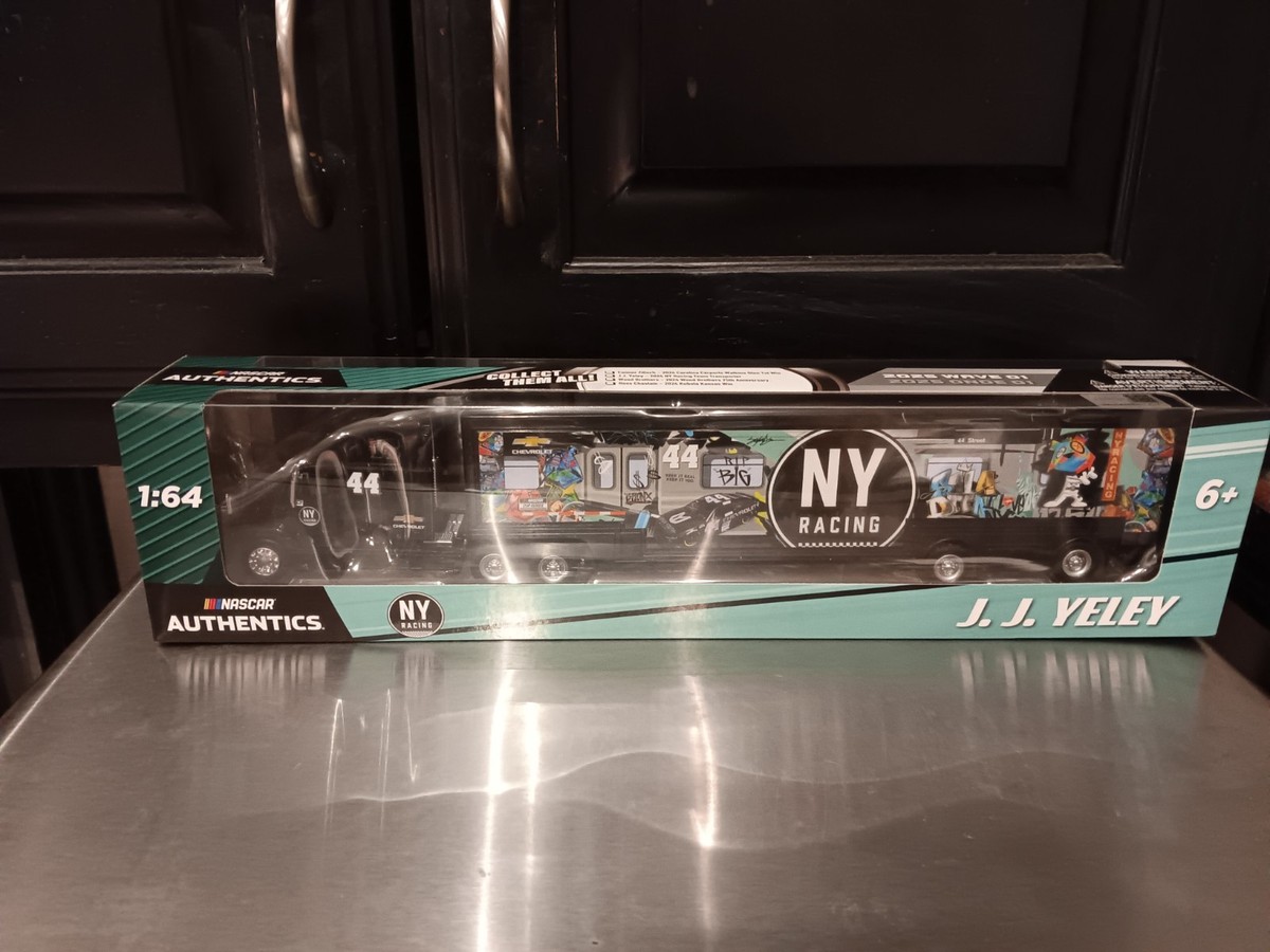 1/64 NASCAR AUTHENTICS 2025 Wave 01 J.J. Yeley #44 NY Racing Team