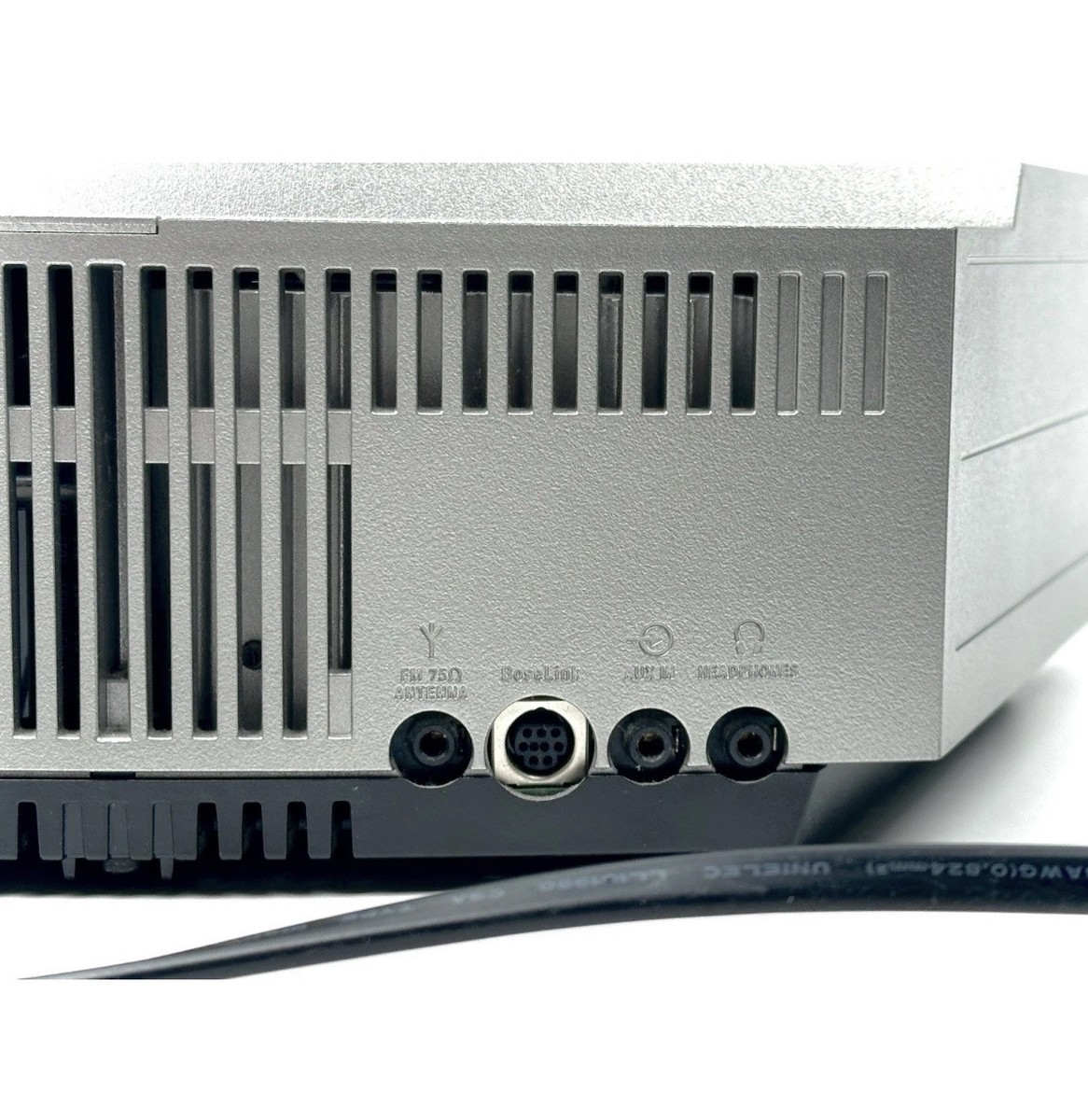 Bose Wave Music System CD Player AM/FM Radio (Titanium Silver