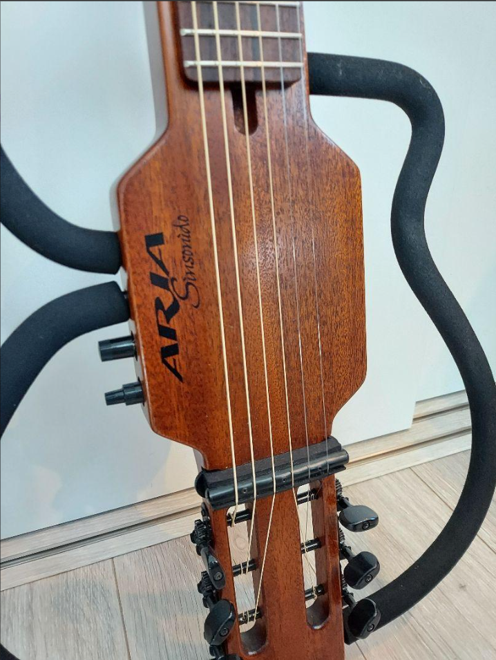 Aria AS-101S Sinsonido Steel String Silent Travel Guitar Very Good