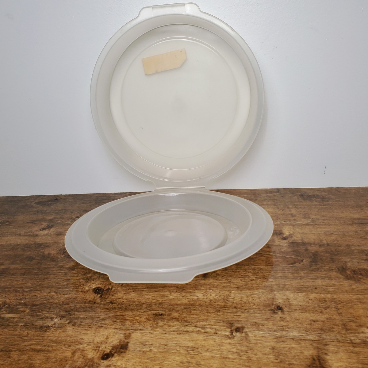 Vintage Pyrex PIE KEEPER CARRIER Plastic Clam Shell Style Holds 9