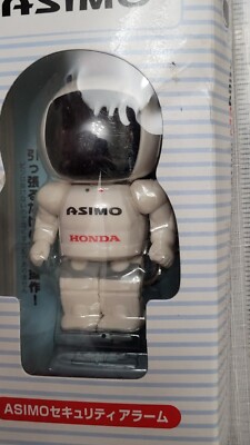 ASIMO HONDA Action Figure Keychain Humanoid Robot Japan New & Rare