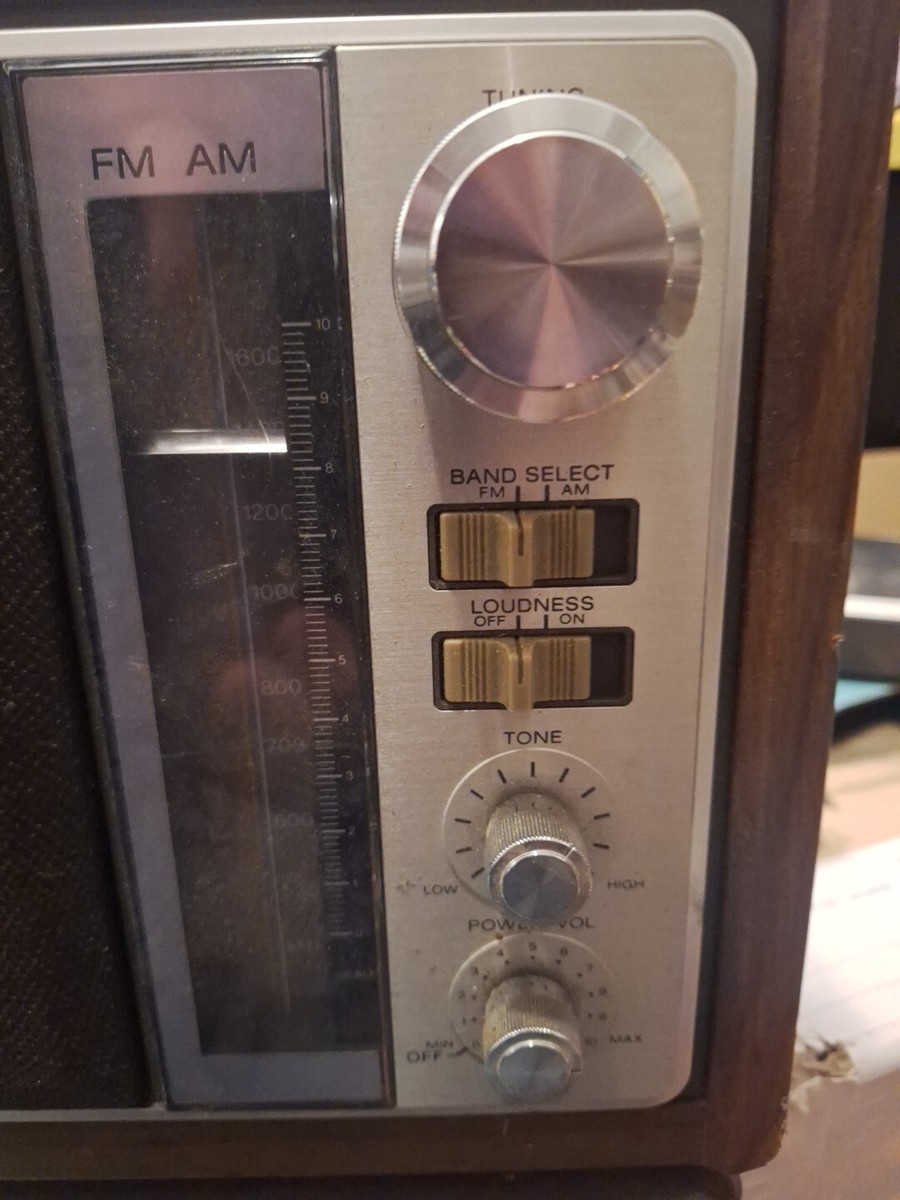 ✨VINTAGE Sony AM/FM Solid State Radio Model ICF-9740W Wood Finish