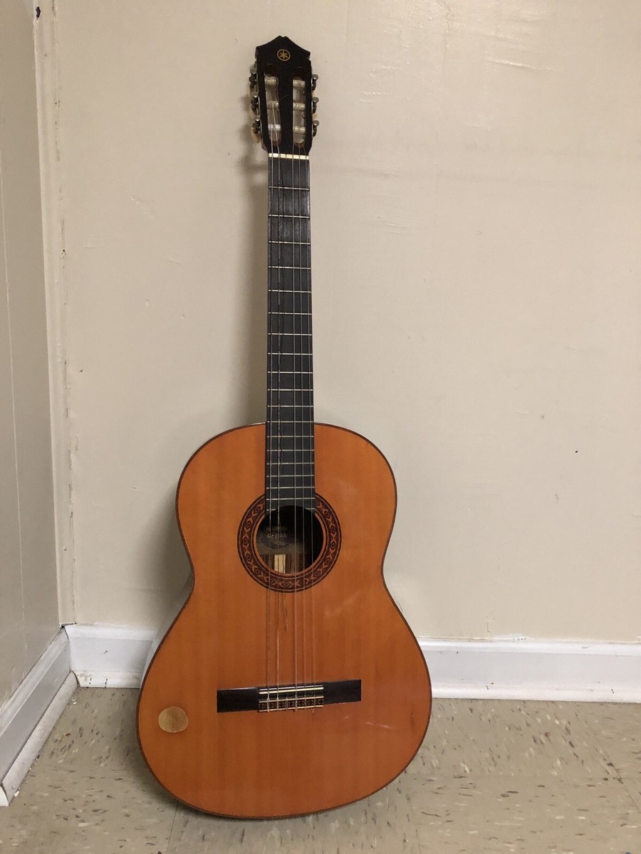 VINTAGE NIPPON GAKKI G-130A YAMAHA CLASSICAL GUITAR JAPAN MIJ