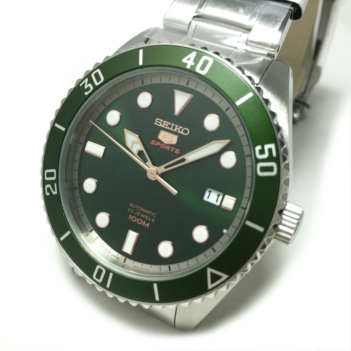 SEIKO 5 Sports SRPB93 SRPB93J1 Made in japan Green Dial Original