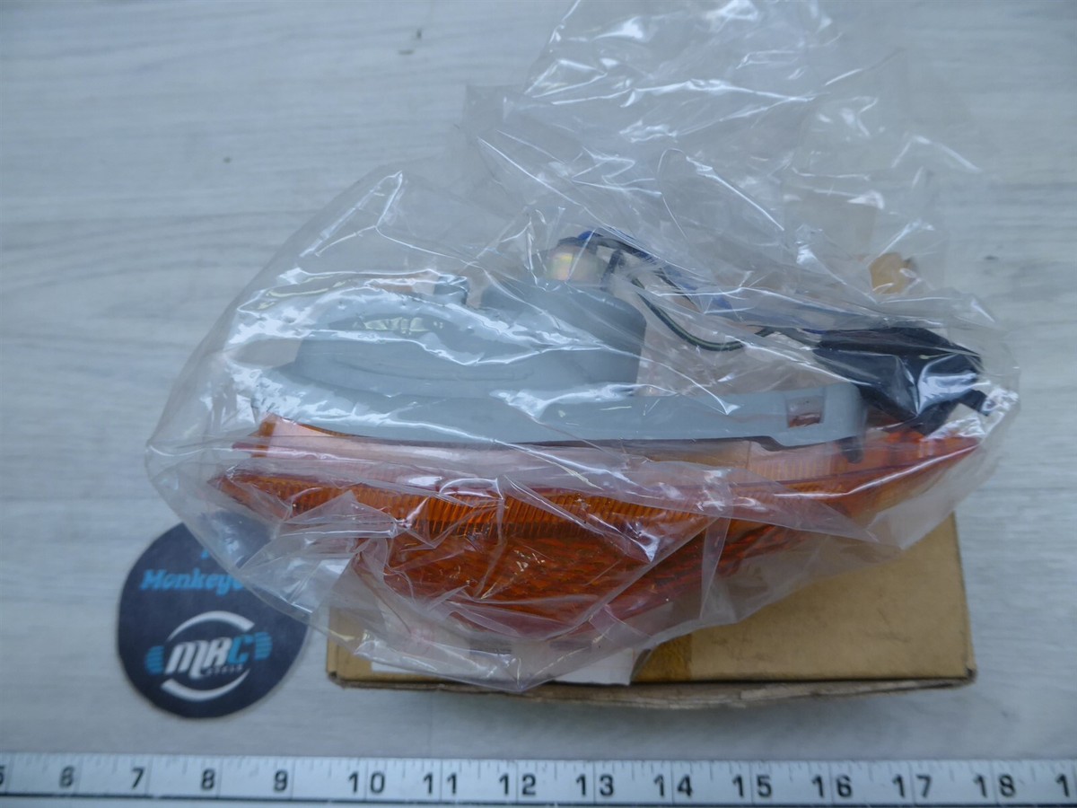 93-05 Kawasaki Ninja ZX600 ZX-6 PL1219-31. NOS Left front turn