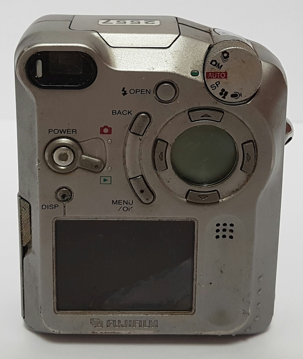 Fujifilm FinePix 4800 Zoom 2MP Digital Camera Silver Untested No